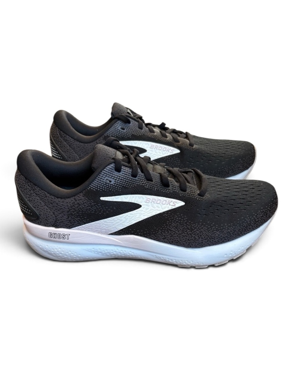 Brooks Ghost 16 Running Shoes Women’s 10.5 Black/White/Orchid Ice